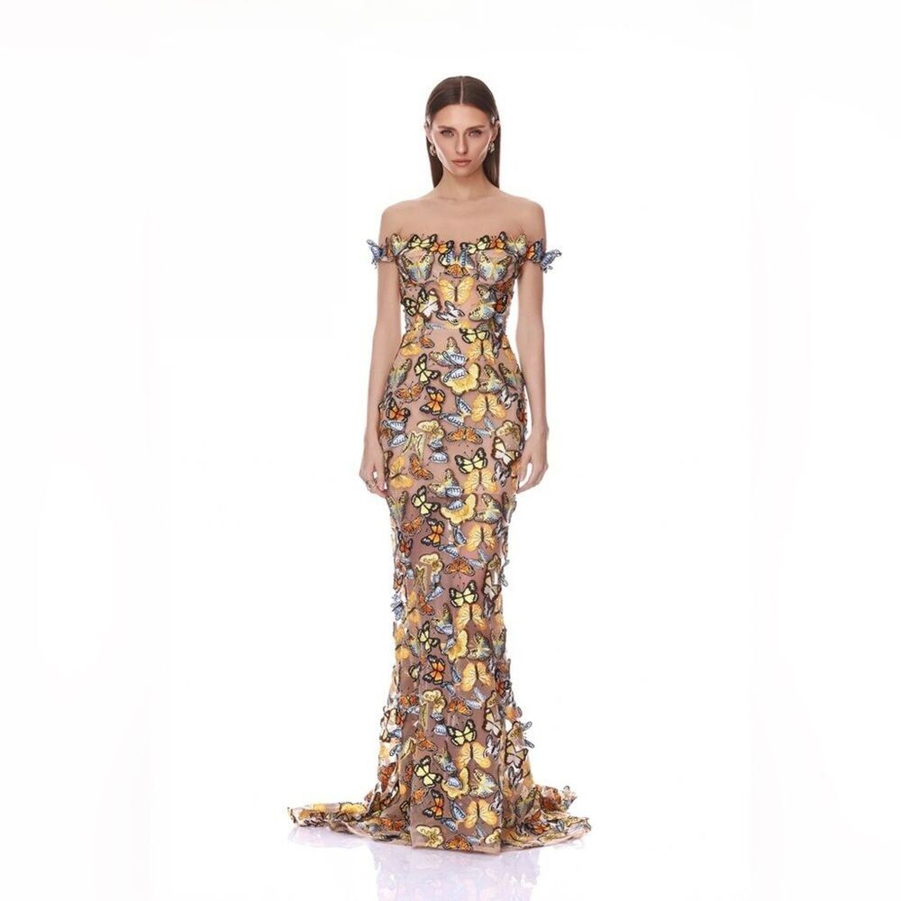 NWOT BRONX AND BANCO Bella 3D Butterfly Jasmine Off the Shoulder Gown